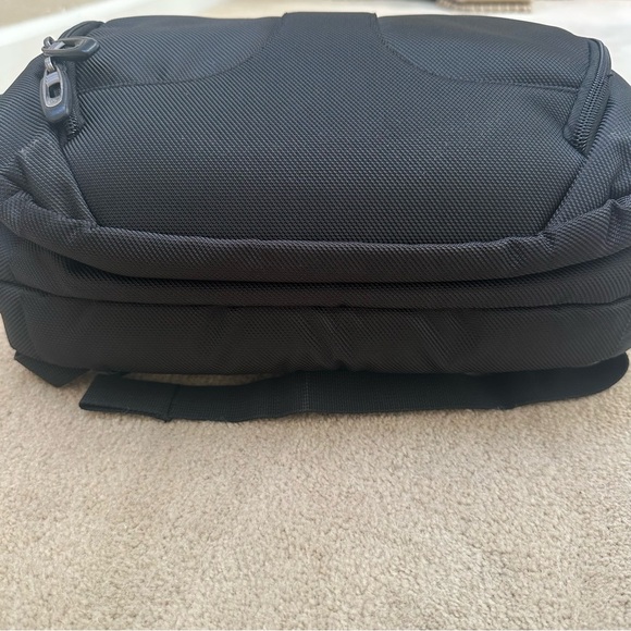 Samsonite Black Backpack - Picture 2 of 13